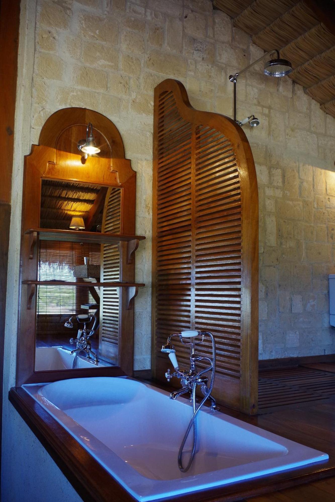 Demeure De La Compagnie Generale Des Huiles Precieuses Bed & Breakfast อิฟาตี ห้อง รูปภาพ