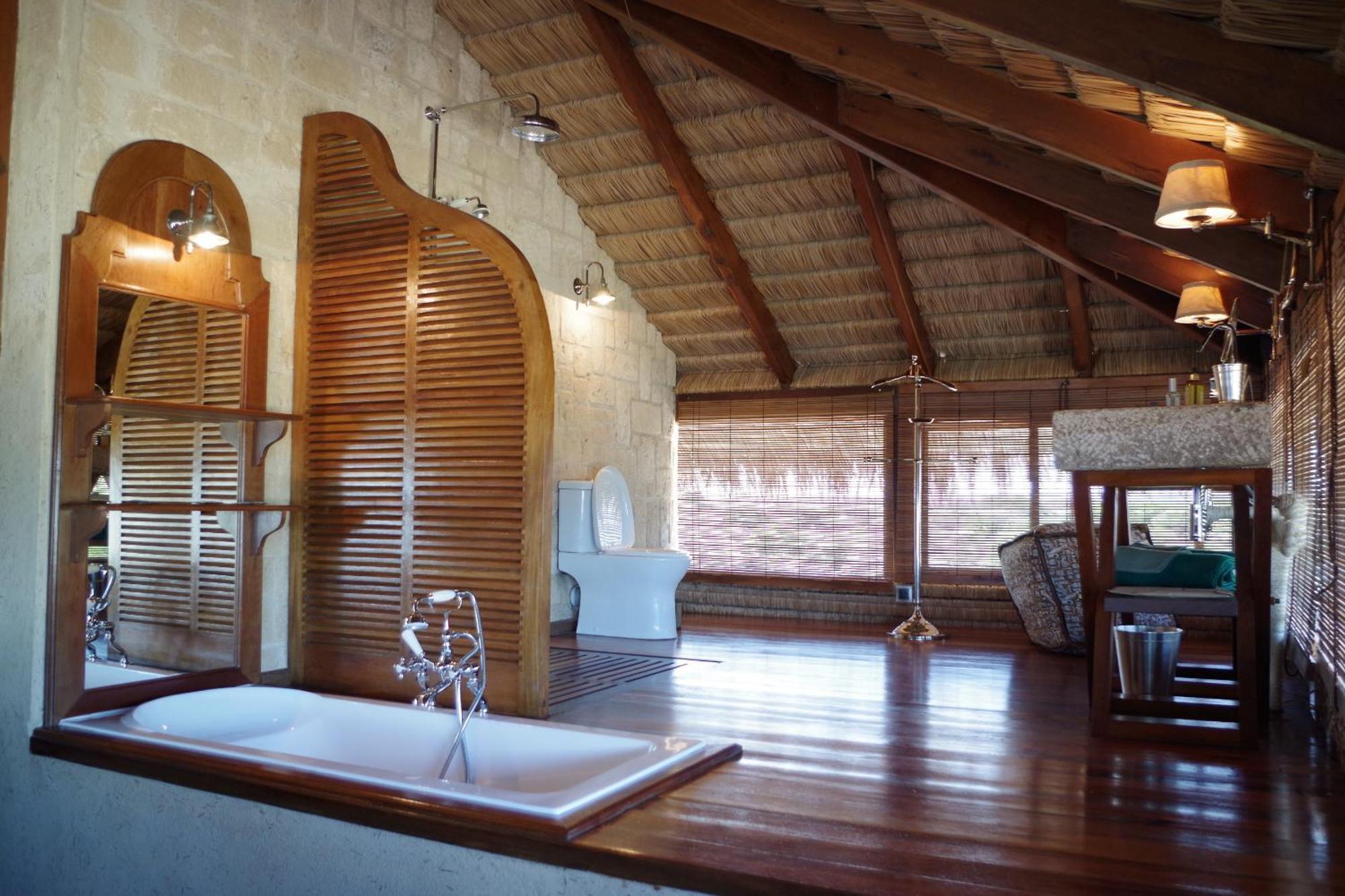Demeure De La Compagnie Generale Des Huiles Precieuses Bed & Breakfast อิฟาตี ห้อง รูปภาพ