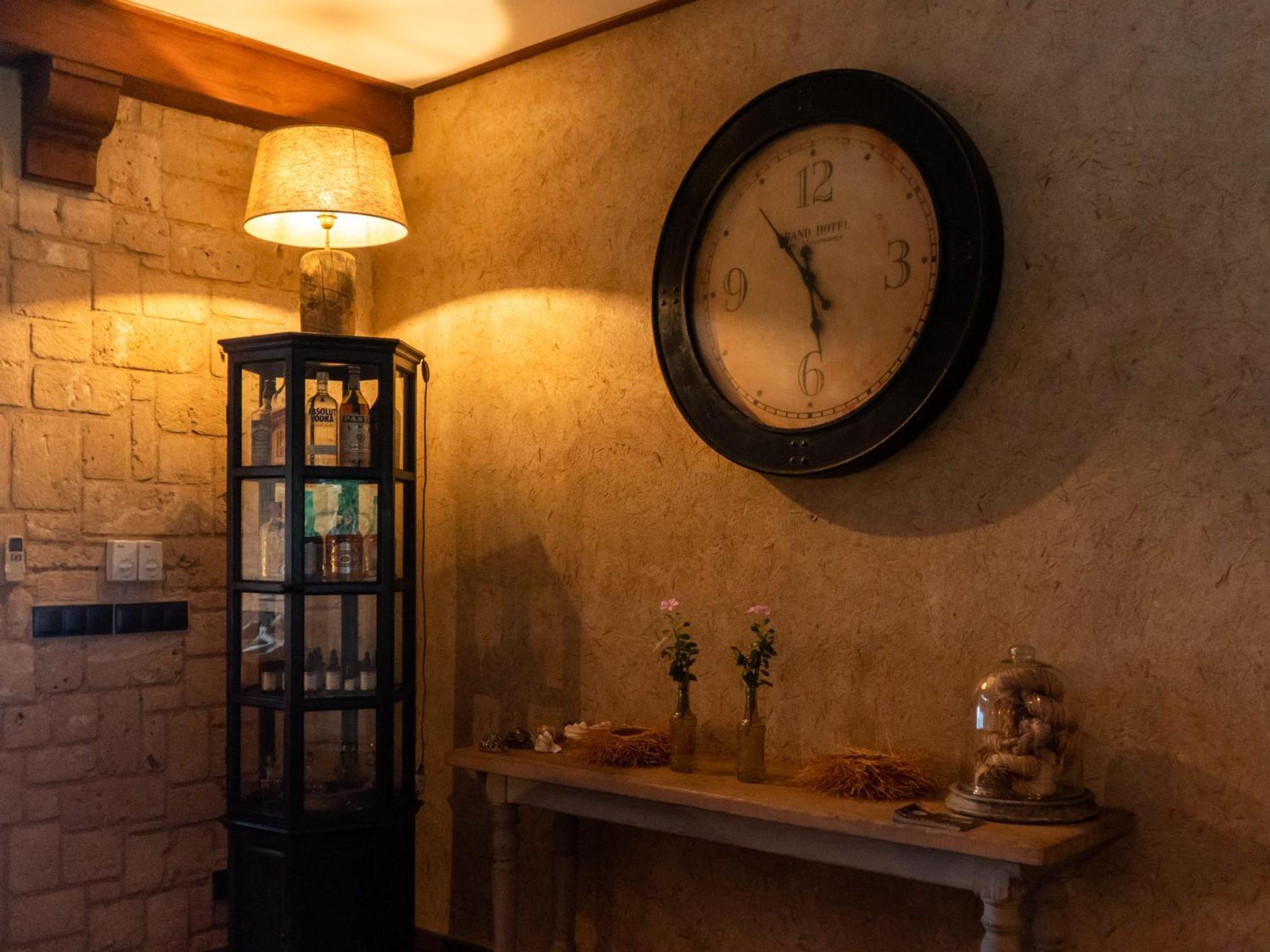 Demeure De La Compagnie Generale Des Huiles Precieuses Bed & Breakfast อิฟาตี ภายนอก รูปภาพ