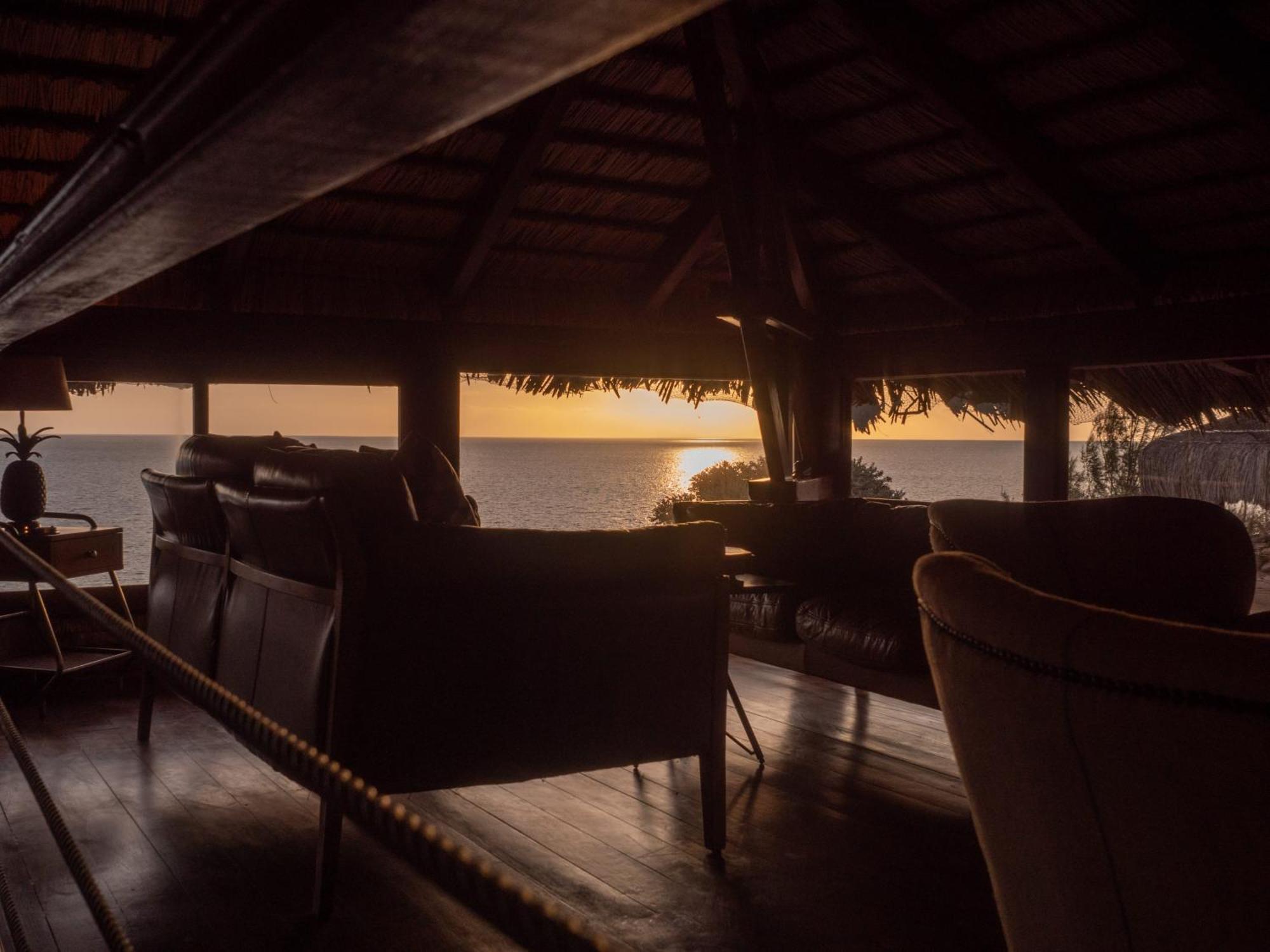 Demeure De La Compagnie Generale Des Huiles Precieuses Bed & Breakfast อิฟาตี ภายนอก รูปภาพ