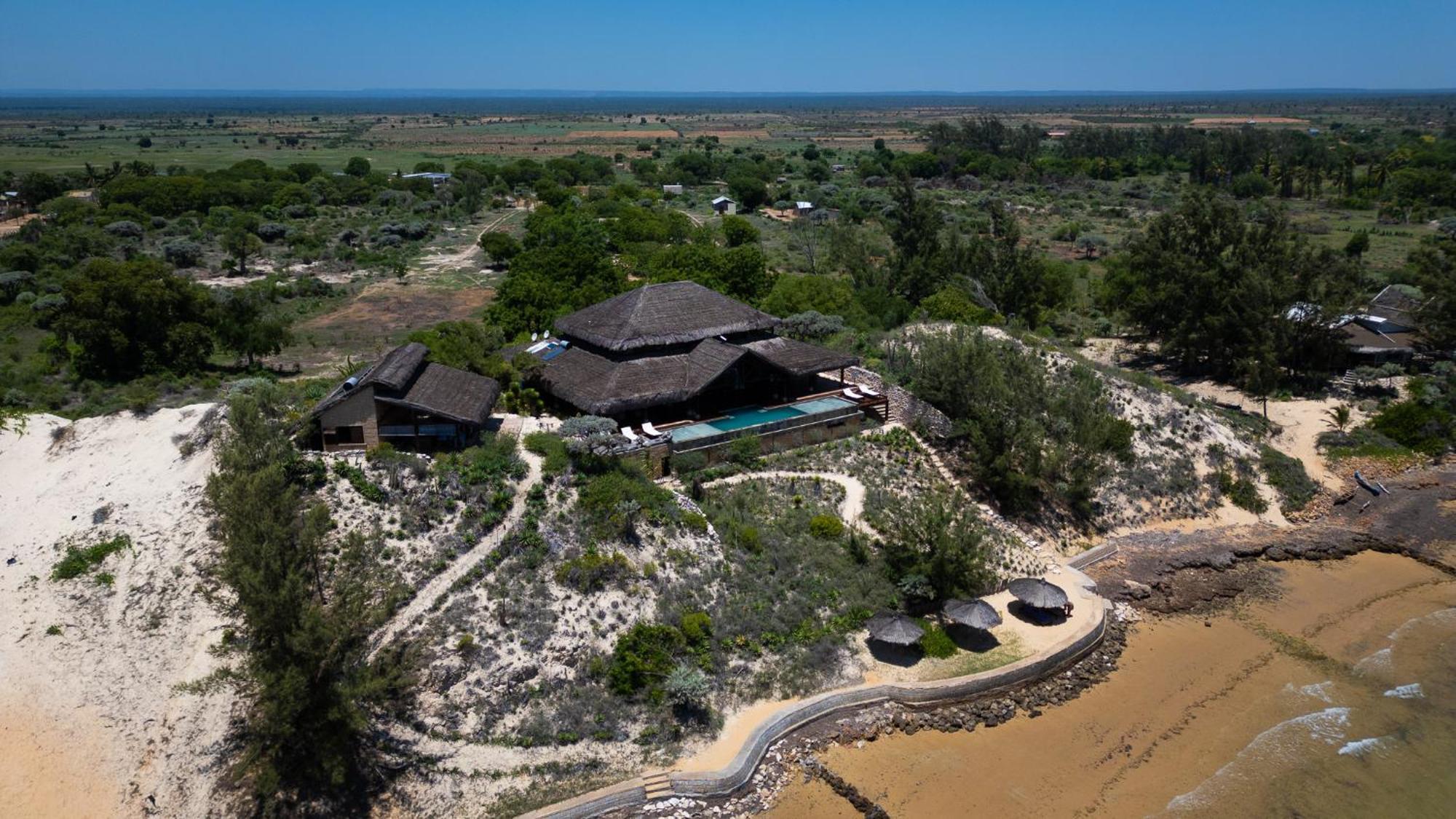 Demeure De La Compagnie Generale Des Huiles Precieuses Bed & Breakfast อิฟาตี ภายนอก รูปภาพ