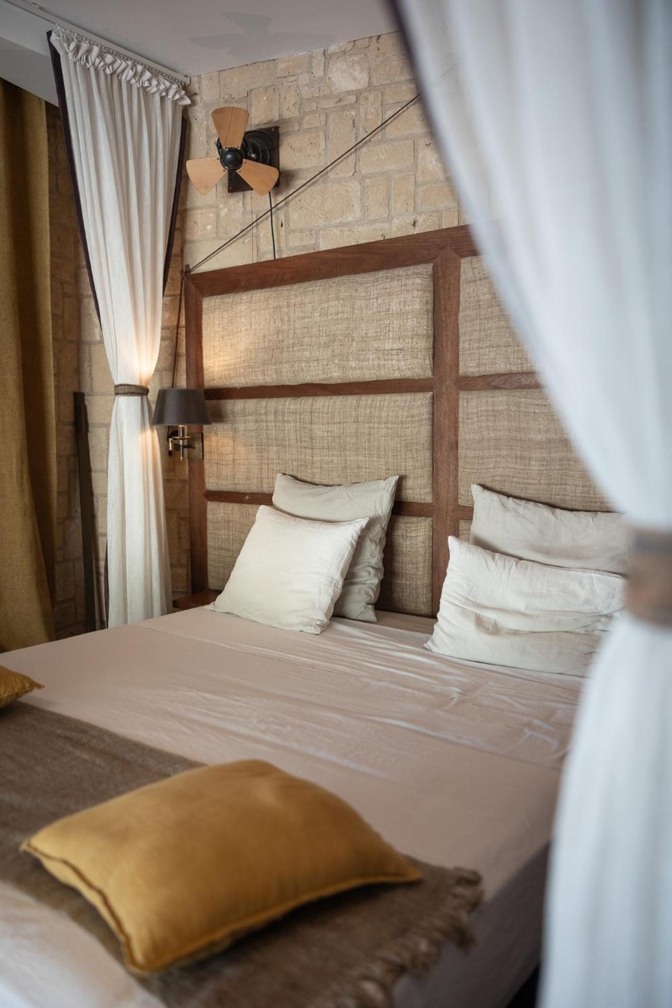 Demeure De La Compagnie Generale Des Huiles Precieuses Bed & Breakfast อิฟาตี ภายนอก รูปภาพ
